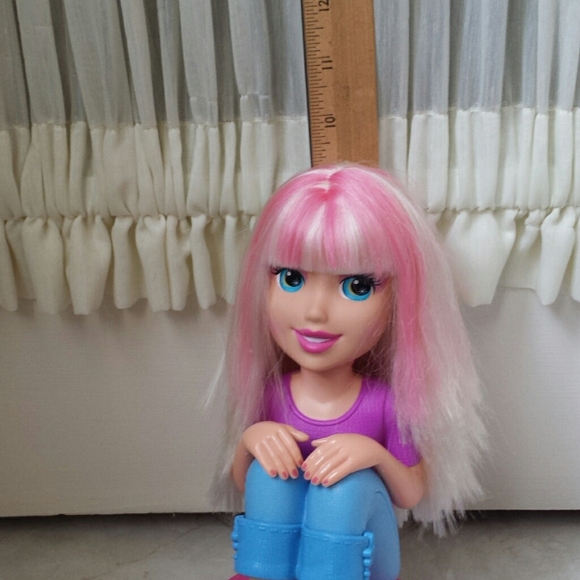 Large Polly Pocket hair and accessory doll - Picture 7 of 7